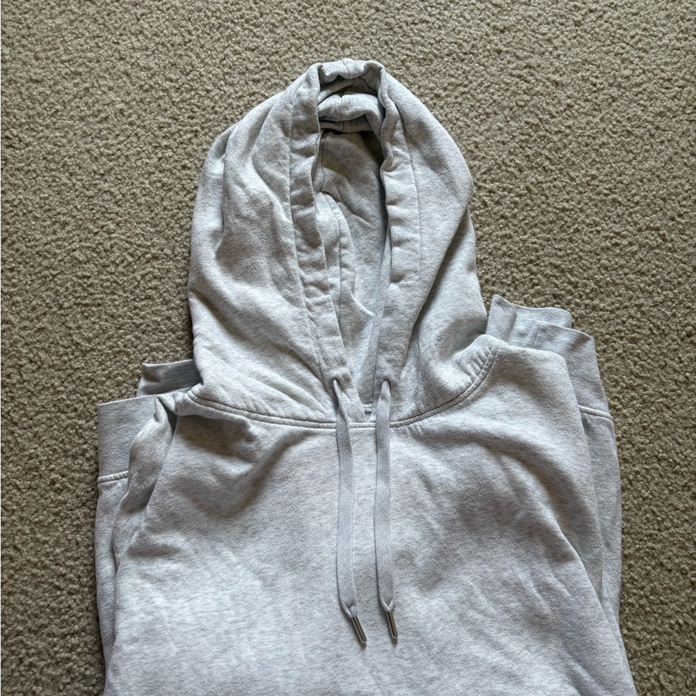 H&M Light Gray Sweatshirt